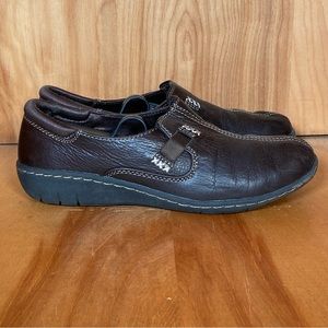 Womens 7.5 Skechers Slip On Loafers Brown Leather TSS0041